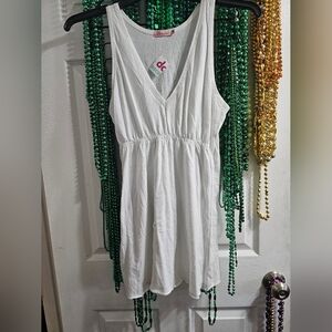 NWT PRINCESS CUT LONG BLOUSE